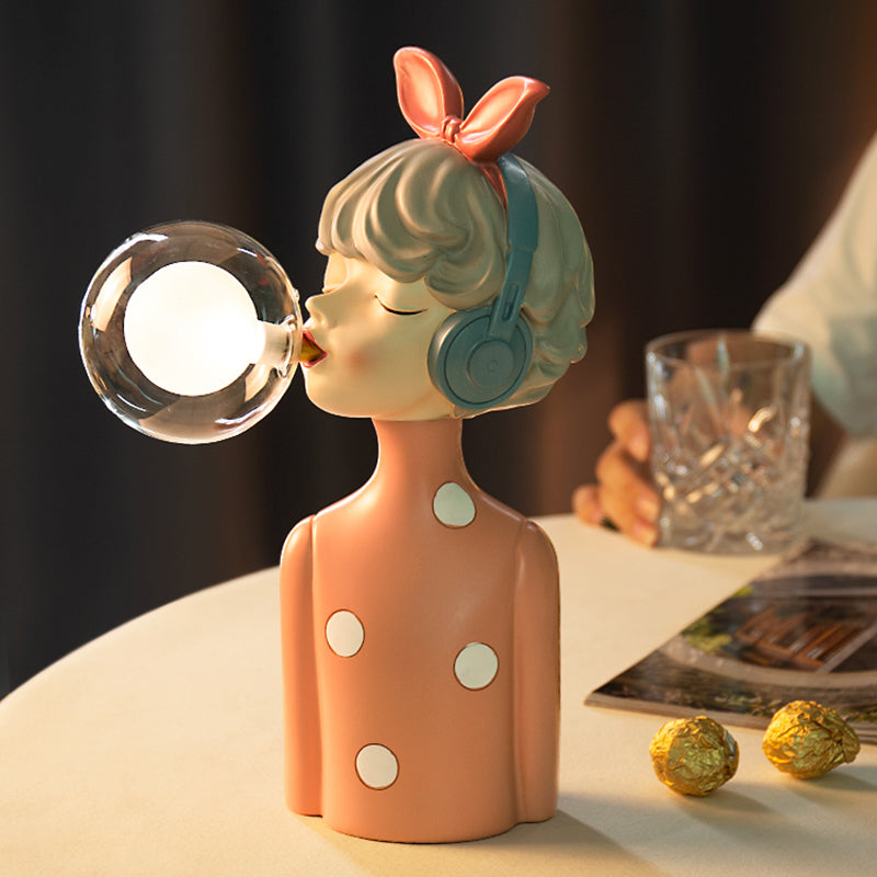 Elegant Girl Resin Table Lamp