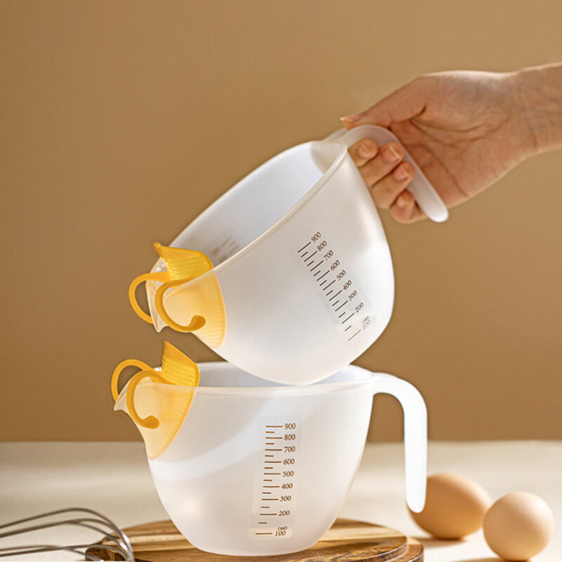 2 in 1 Baking Filter Measuring Cup