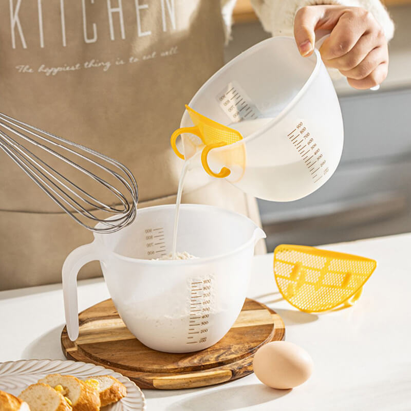 2 in 1 Baking Filter Measuring Cup