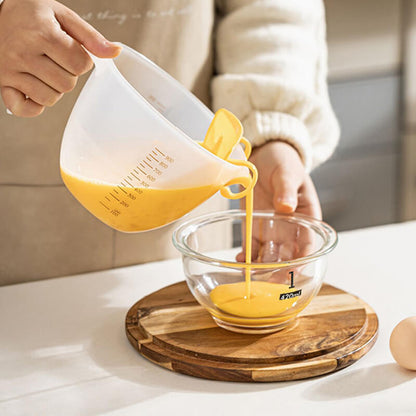 2 in 1 Baking Filter Measuring Cup