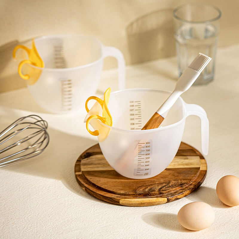2 in 1 Baking Filter Measuring Cup