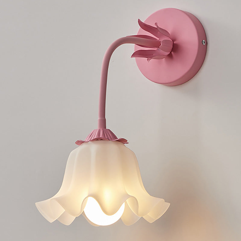 Graceful Flower Wall Lamp