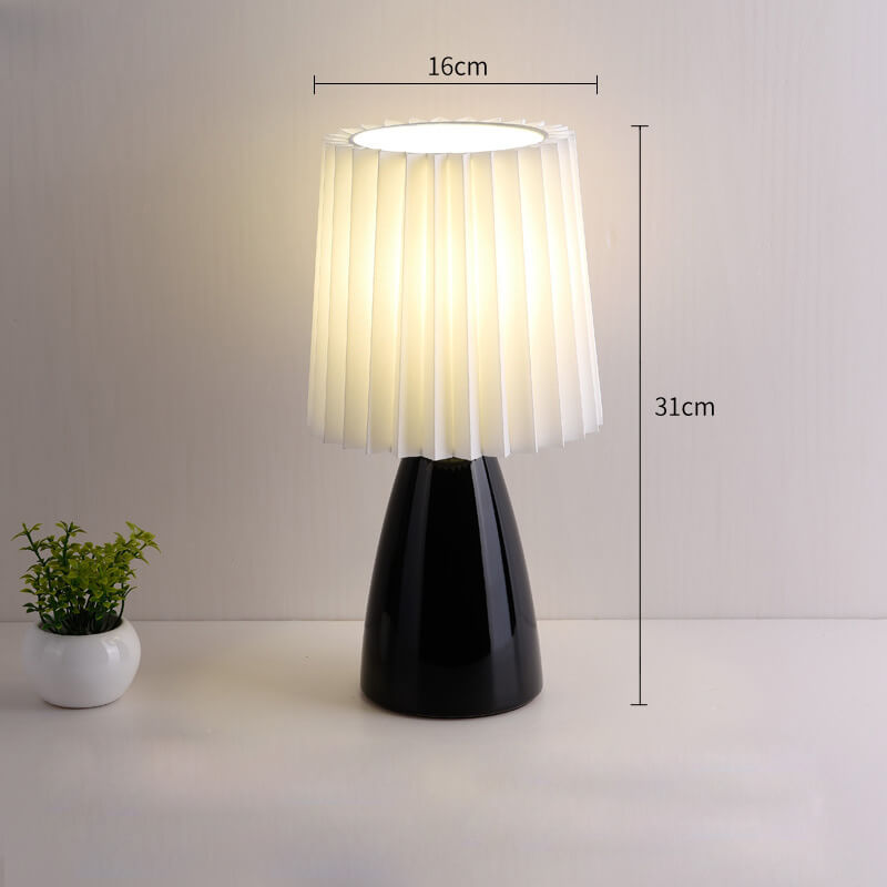 Ceramic Pleated Table Lamp