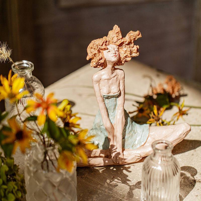City Of Venus Maiden Figurine
