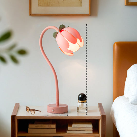 Creative Petal Table Lamp