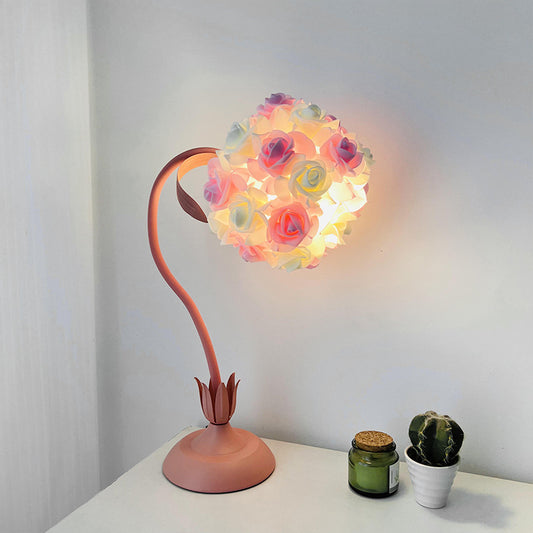 Creative And Simple Rose Table Lamp