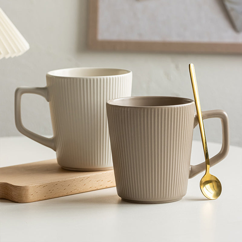 Minimalist Solid-Color Vertical-Ribbed Mug