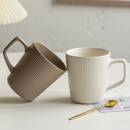 Minimalist Solid-Color Vertical-Ribbed Mug