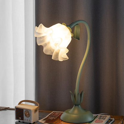 New Style Romantic Flower Table Lamp