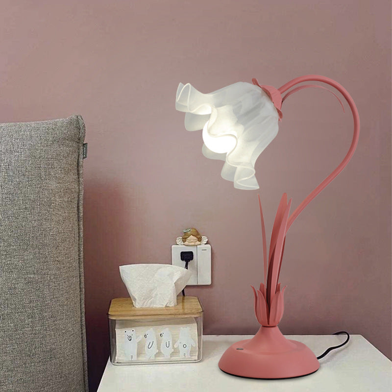 Romantic Flower Table Lamp