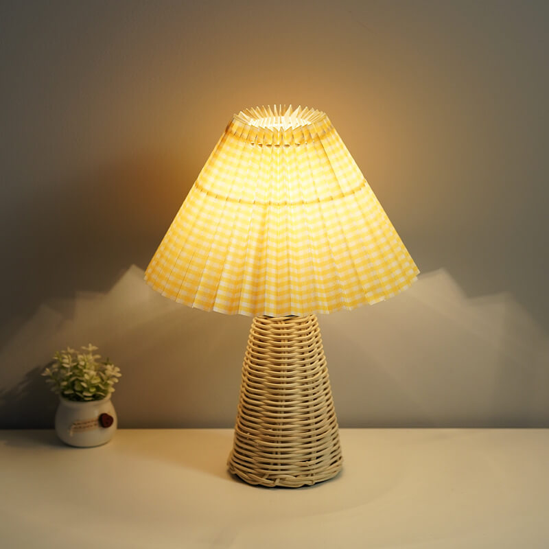 Rattan Pleated Table Lamp