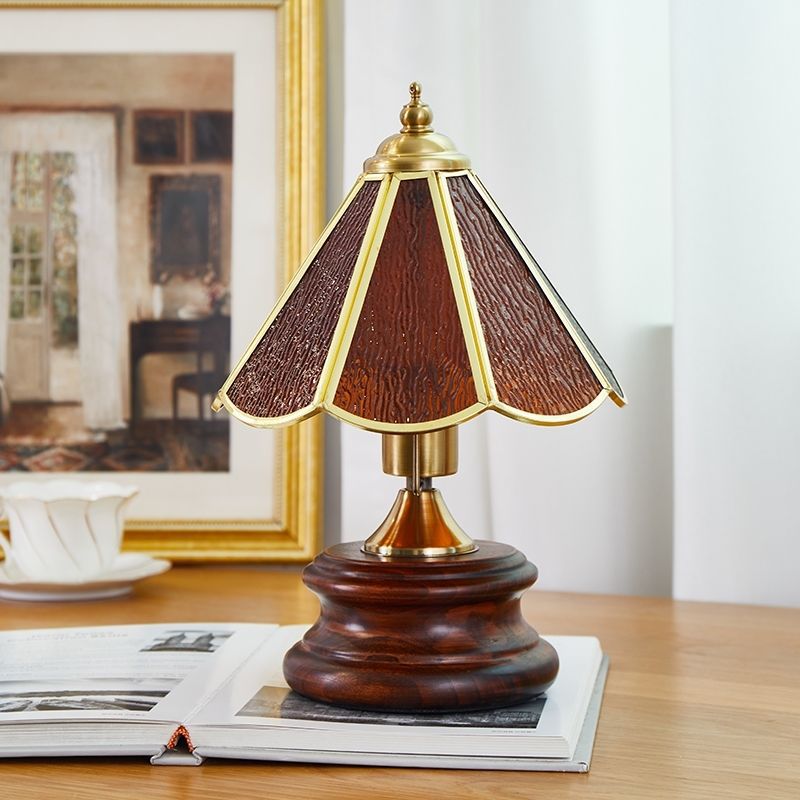 Retro Glazed Table Lamp