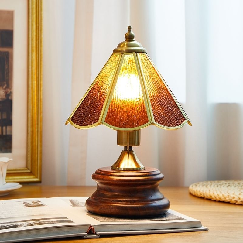 Retro Glazed Table Lamp