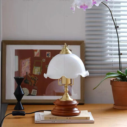 Retro Glazed Table Lamp