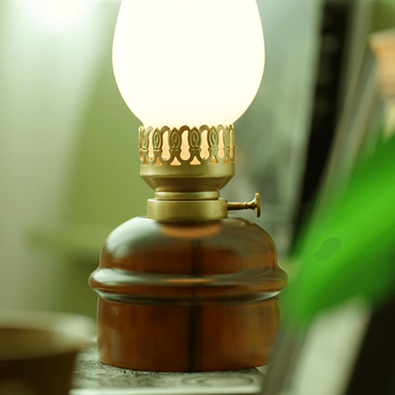 Retro Kerosene Shape Table Lamp