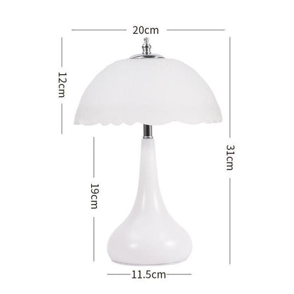 Romantic Cream Style Table Lamp