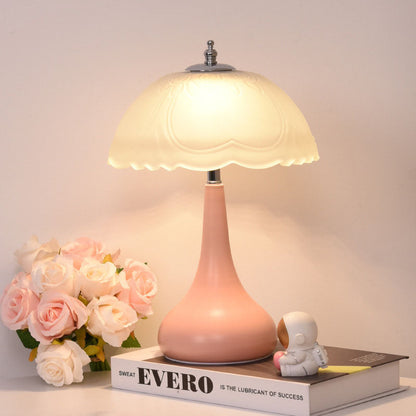 Romantic Cream Style Table Lamp