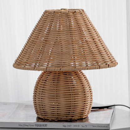 Simple Bamboo Table Lamp
