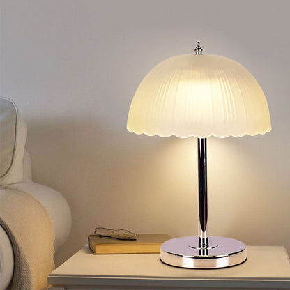 Simple Petal Table Lamp