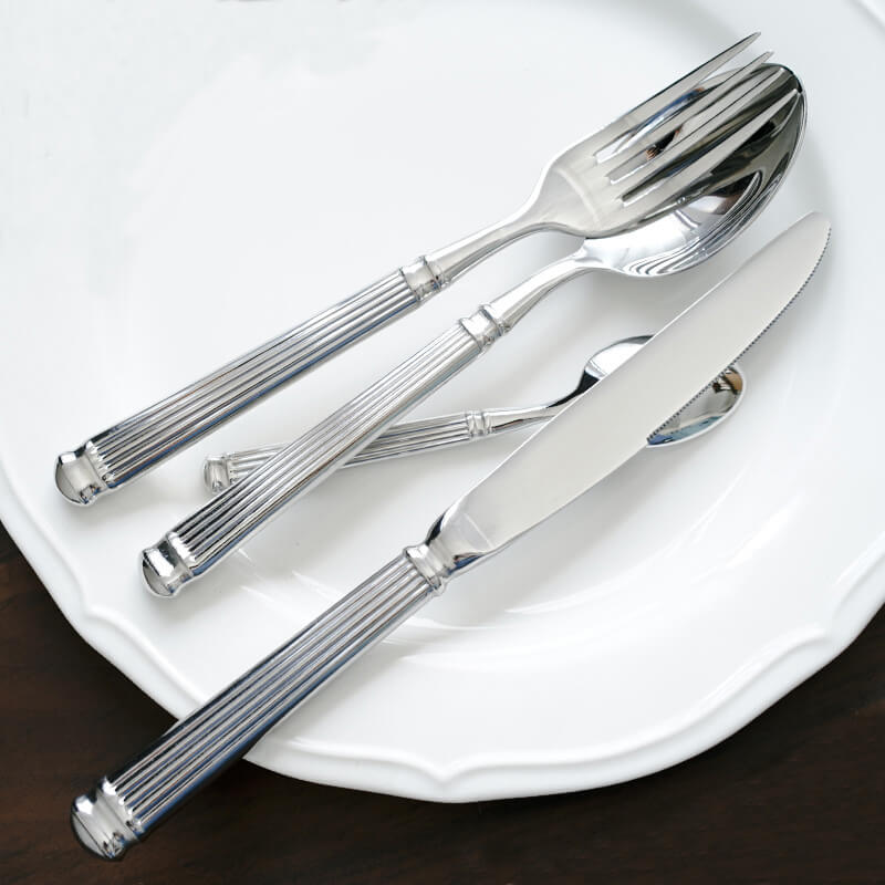 Simple Striped Flatware 4 Pcs Set