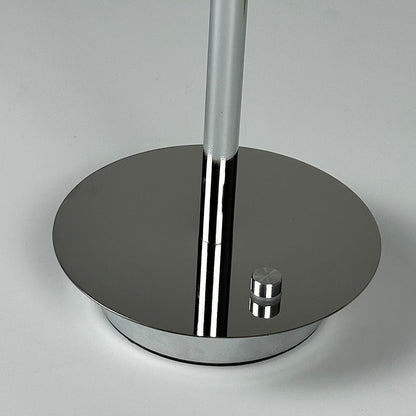 Simple Charging Desk Lamp
