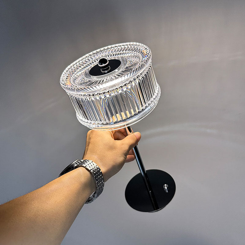 Simple Charging Desk Lamp
