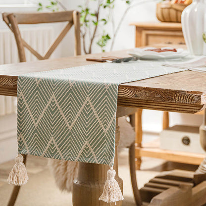 Wavy Jute Table Runner