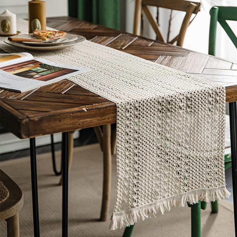 Woven Hollow Tassel Jute Table Runner