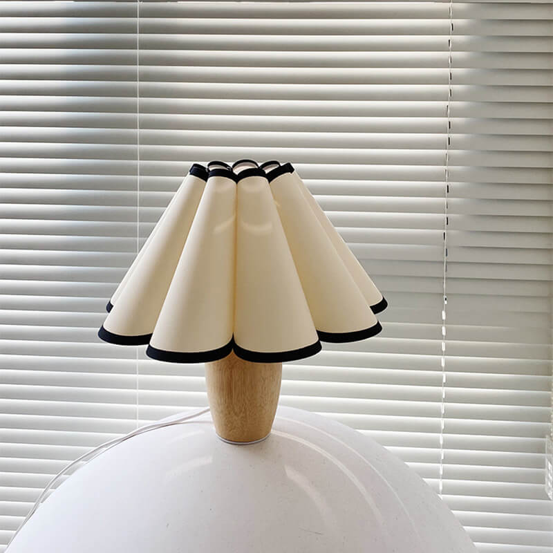 Pleated Wooden Base Table Lamp